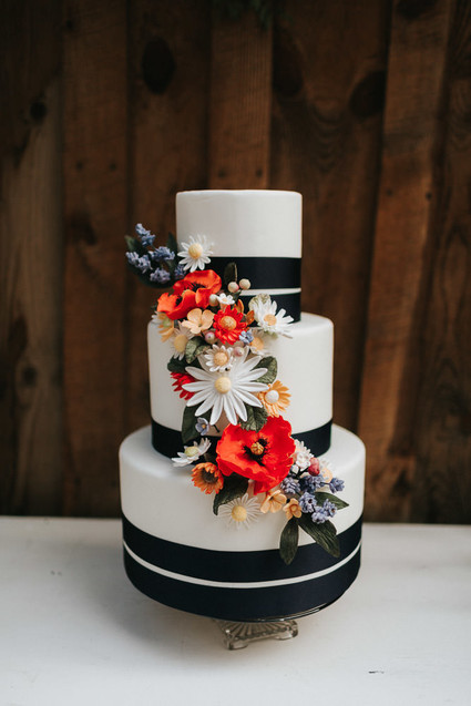 Intimate, rustic summer wedding ideas at The High Desert Museum in Bend, OR