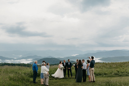 How to plan the perfect low-key elopement + a beautiful one at Max Patch in North Carolina
