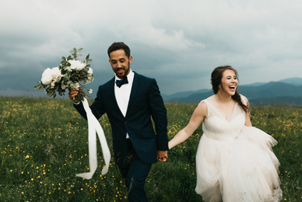 How to plan the perfect low-key elopement + a beautiful one at Max Patch in North Carolina