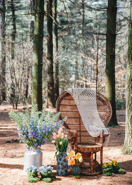 Whimsical woodland floral wedding inspiration with macrame details
