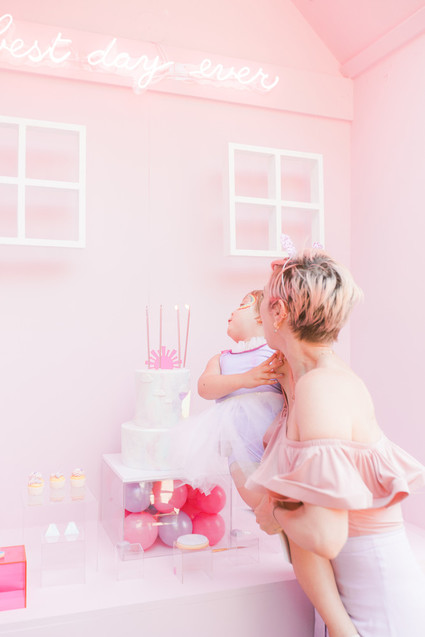 Modern Peppa Pig girl's birthday party