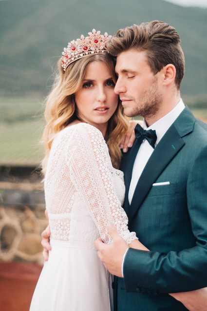 Elegant spanish wedding ideas at Castell de Riudabella in Spain