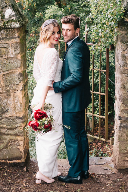 Elegant spanish wedding ideas at Castell de Riudabella in Spain