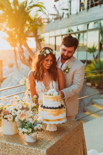 Romantic Cabo wedding at the Cape Hotel