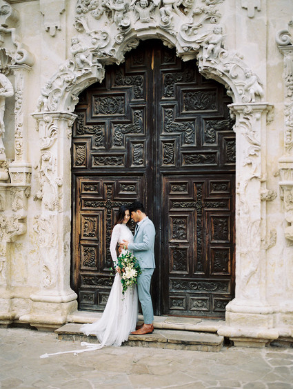 Elegant, fall Spanish inspired wedding at Mission San Jose in San Antonio Texas
