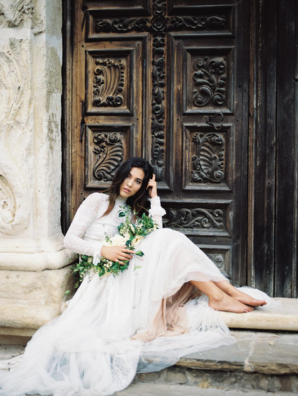 Elegant, fall Spanish inspired wedding at Mission San Jose in San Antonio Texas