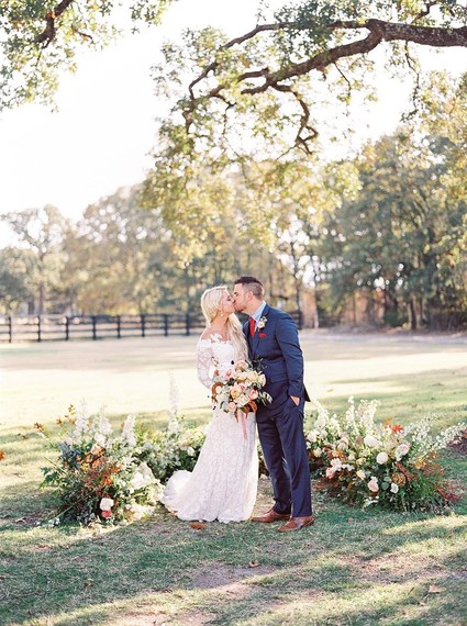 Gorgeous fine art fall wedding at the White Sparrow Barn in Dallas