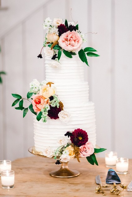 Gorgeous fine art fall wedding at the White Sparrow Barn in Dallas