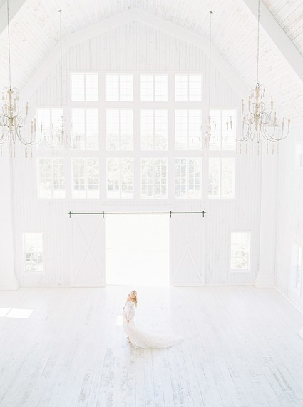 Gorgeous fine art fall wedding at the White Sparrow Barn in Dallas
