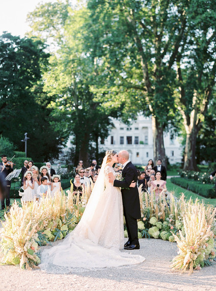 A classic European wedding in Vienna
