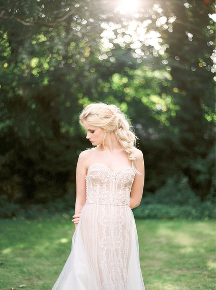 Autumnal Danish Hygge inspired wedding editorial with a gorgeous floral installation