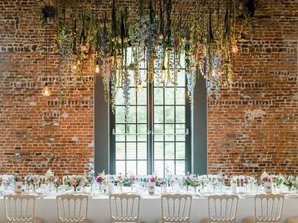 Classic elegant Belgian wedding at La Ferme de Balingue