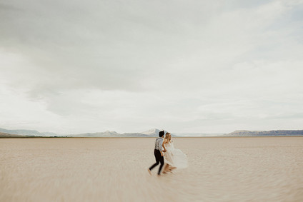 Lunar picnic elopement in the Alvord Desert