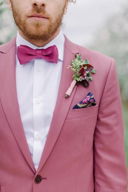 Apple orchard wedding inspiration in Mont Saint Hilaire, Quebec