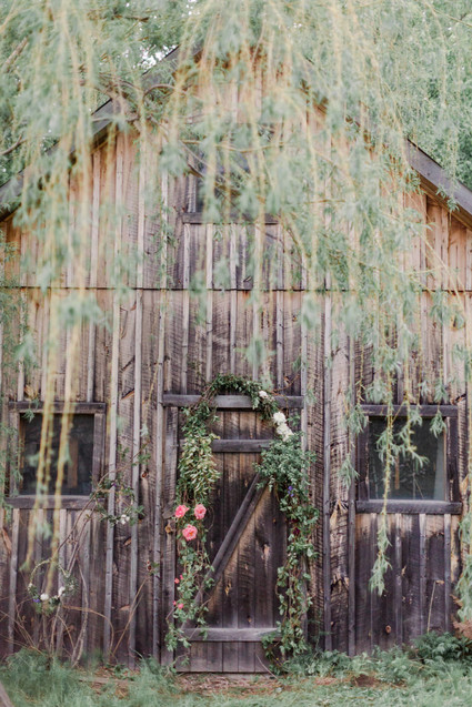 Apple orchard wedding inspiration in Mont Saint Hilaire, Quebec