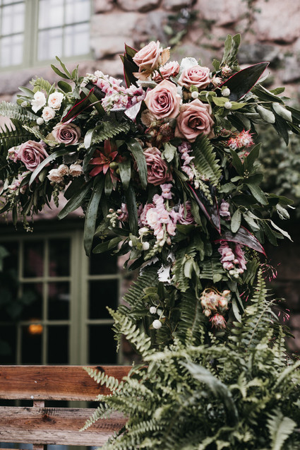 Flower installation