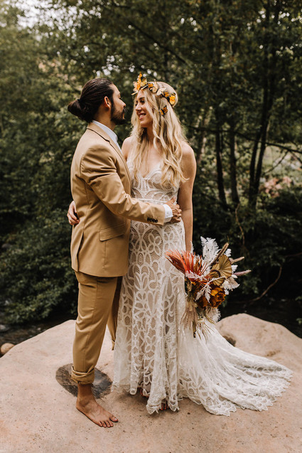 Bohemian butterfly-inspired fall wedding ideas in Sedona