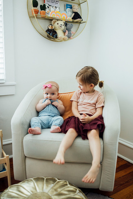 A teensy tiny modern nursery in 52 sq ft