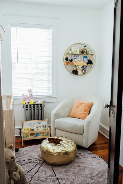 A teensy tiny modern nursery in 52 sq ft