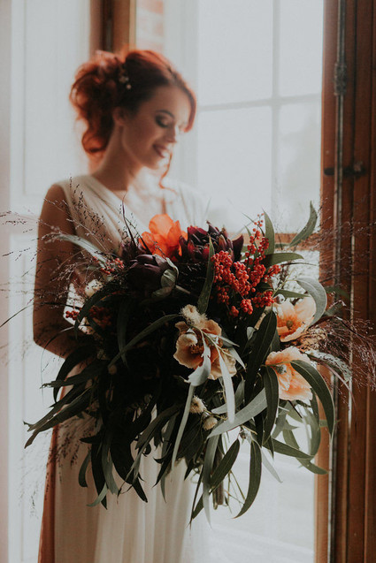 Dramatic candlelight autumn wedding in the French countryside