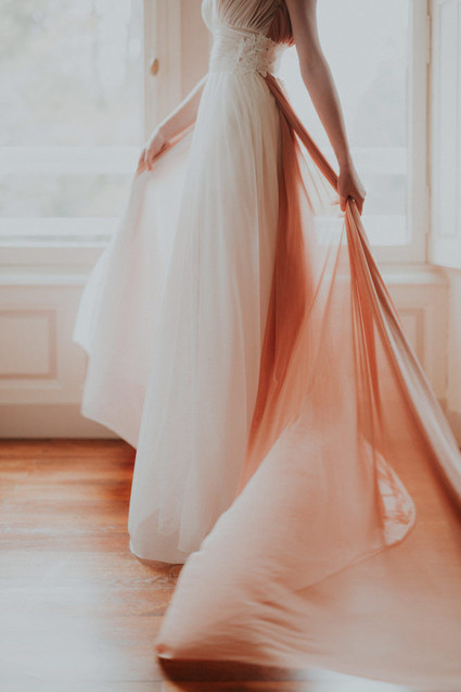 Dramatic candlelight autumn wedding in the French countryside