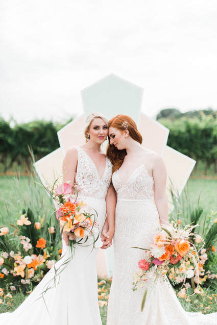 Modern ceremony decor