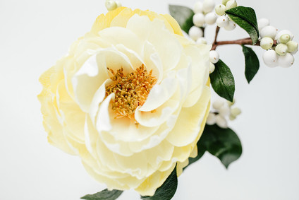 How to mix paper flowers with real flowers for the most beautiful bouquet