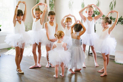 Ballet themed birthday party with all the girly details