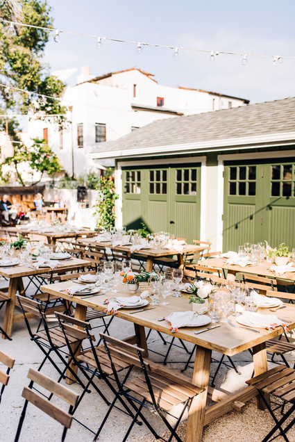 a colorful backyard wedding in Santa Barbara on a super reasonable budget