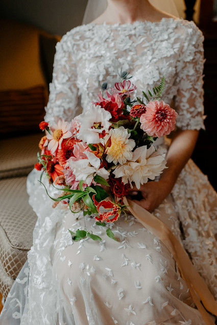 Gorgeous romantic fall bouquet