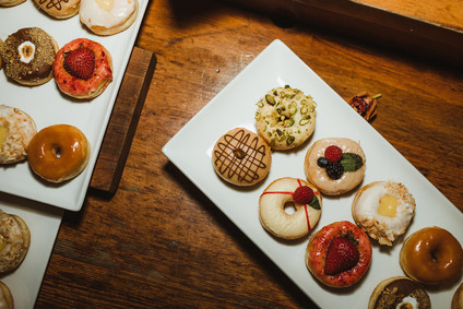 Modern tropical DTLA wedding with designer details at The Millwick