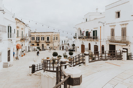 A stylish fall Italian wedding with an insanely gorgeous cake