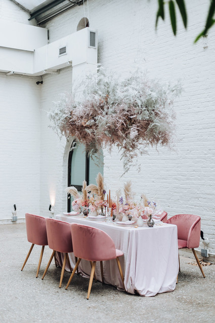 Rosé inspired wedding decor at the Foundry in NYC