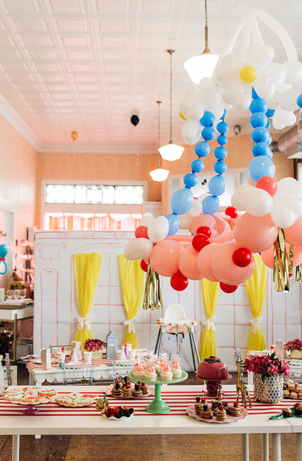 Lola Dutch first birthday party