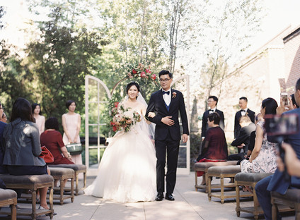 Emerald and pink travel inspired wedding at the USC University Club