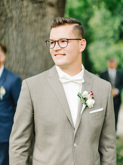 Sweet spring countryside wedding at Castle Bon Repos outside of Prague