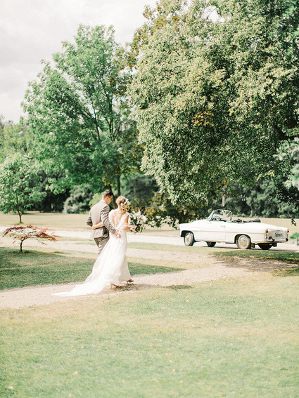 Sweet spring countryside wedding at Castle Bon Repos outside of Prague