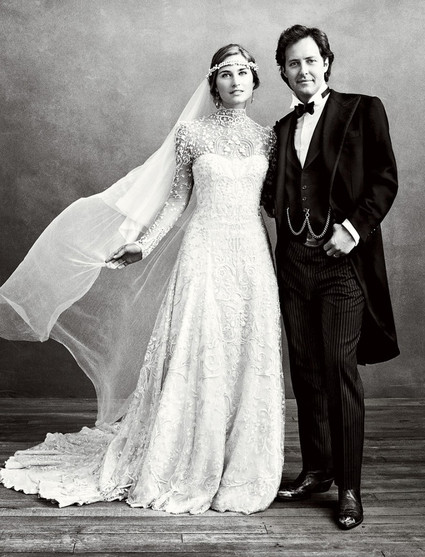 10 amazing Vogue-caliber wedding gowns