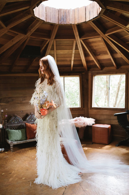 10 amazing Vogue-caliber wedding gowns