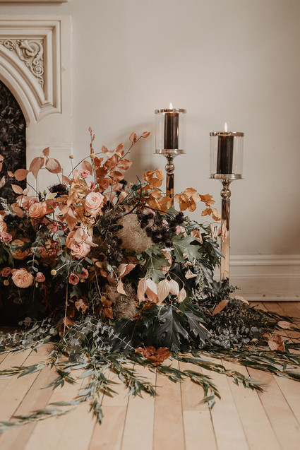gorgeous fall wedding flowers with shades of coral and rust