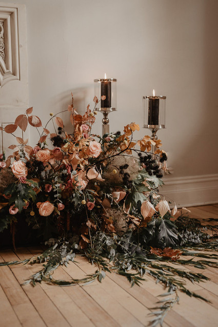 gorgeous fall wedding flowers with shades of coral and rust