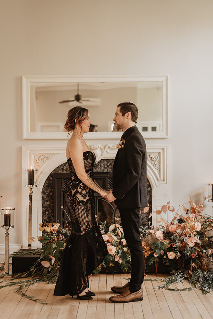 moody fall wedding inspiration with shades of coral and rust