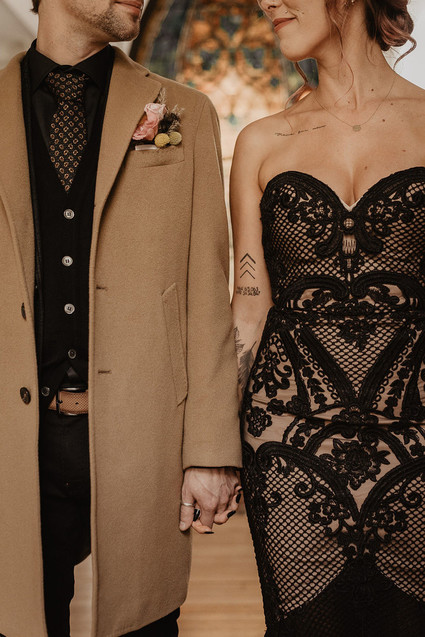 moody fall wedding inspiration with shades of coral and rust