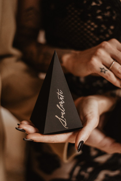 moody fall wedding inspiration with shades of coral and rust