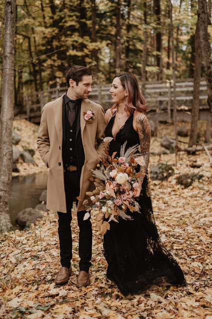 moody fall wedding inspiration with shades of coral and rust