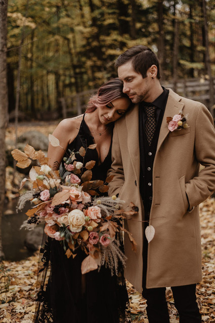 moody fall wedding inspiration with shades of coral and rust
