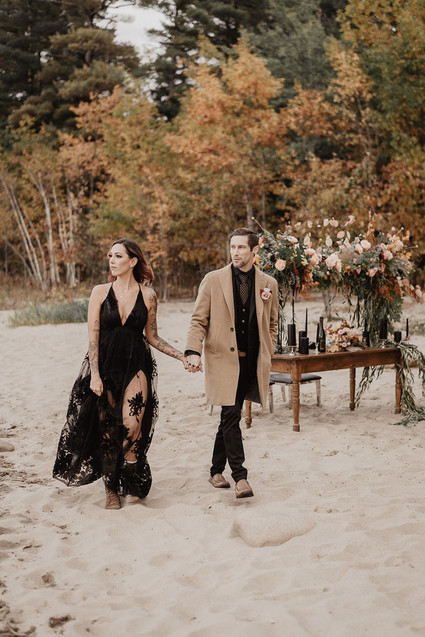 moody fall wedding inspiration with shades of coral and rust