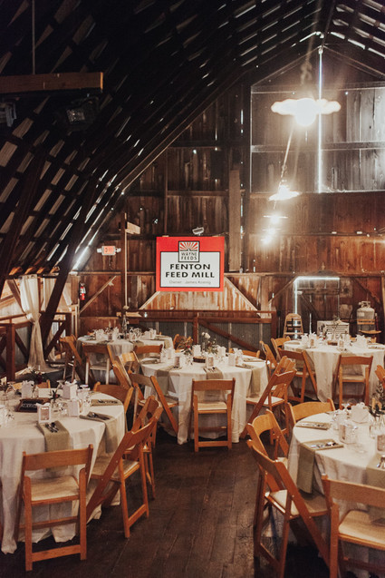 Rustic boho Kansas City barn wedding