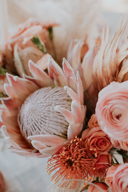 Spring 2019 wedding trend alert: pale mint and blush seaside editorial Inspiration