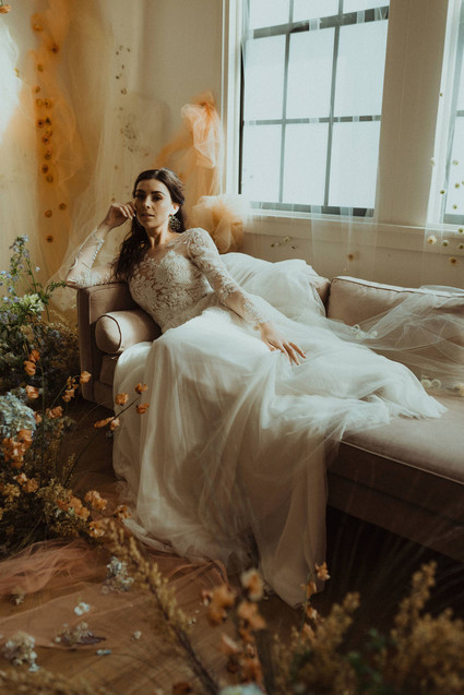 Modern bridal style
